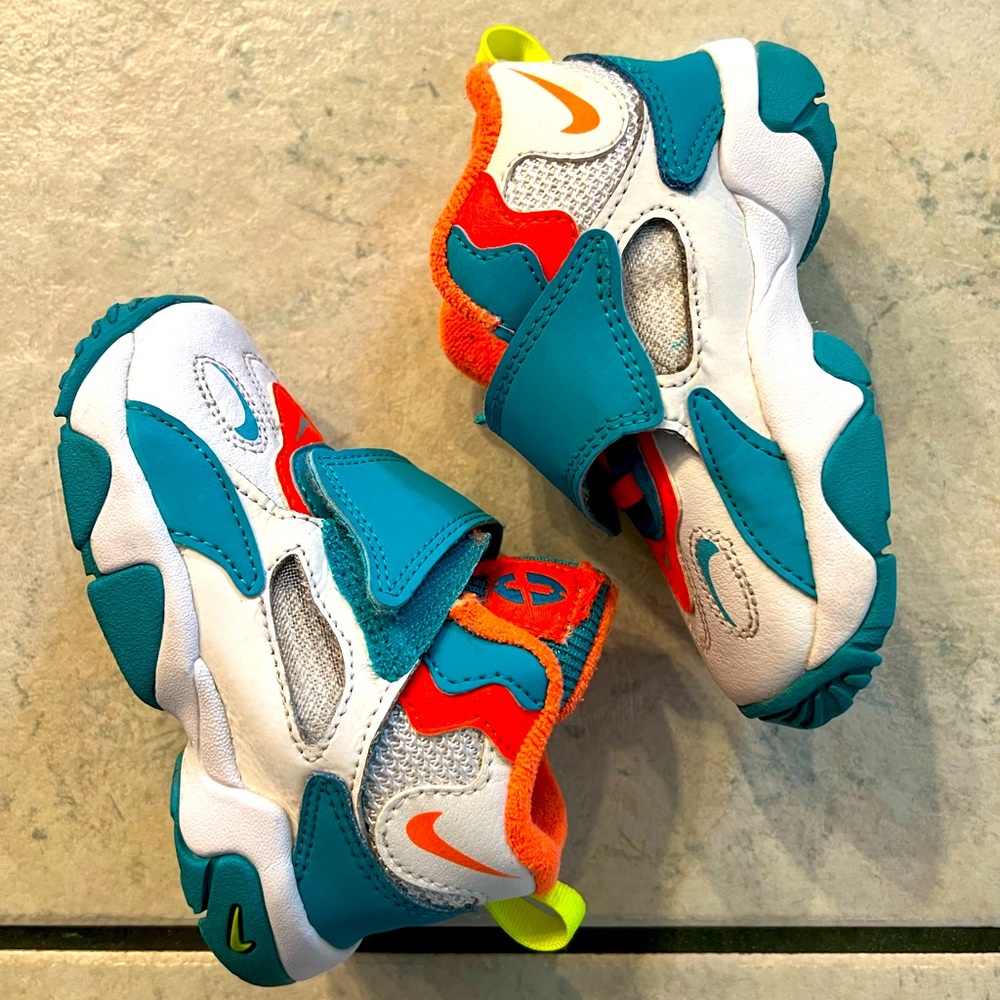 Nike Air Toddler size 7C 13cm shoes